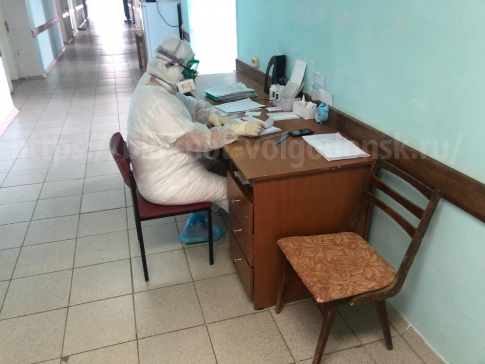 В Волгодонск приехали реаниматологи из Ростова для работы в ковидном госпитале