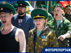 Под «Катюшу» строевым шагом прошли десятки защитников государственной границы в Волгодонске