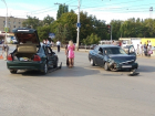 На перекрестке Морской и 50 лет СССР в Волгодонске «Приора» протаранила «Опель»
