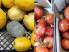 Серые гнилые лимоны и вялые помидоры: Предновогоднее «волшебство» в магазинах Волгодонска