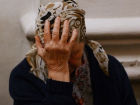 Пожилая волгодончанка получила сотрясение мозга и множество ушибов после нападения на нее неизвестной женщины