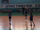 Школьницы из Волгодонска показали мастерство игры в волейбол