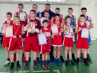 Юные боксеры из Волгодонска одержали уверенную победу в Семикаракорске