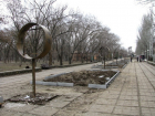 В волгодонском парке Победы начали реконструкцию  аллеи Материнской славы
