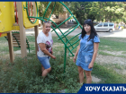 «Ждите, когда-нибудь покосят»: детская площадка в Волгодонске заросла «по пояс» травой 