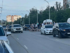 На проспекте Строителей 15-летний водитель мотоцикла «Эндуро» разбился при падении