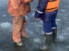 Осторожно, лед тонкий: спасатели предупреждают об опасности зимней рыбалки
