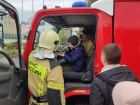«Я в пожарные пойду, пусть меня научат»: дети сотрудников АЭС постетили с экскурсией пожарную часть
