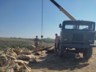 Пляжи опустошаются: редкие геологические находки и природные камни на грузовиках вывозят с берегов Цимлянского водохранилища под Саркелом