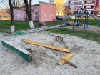 В ДСиГХ ответили на жалобы волгодонцев о вандализме на детской площадке 