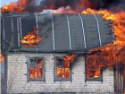 В волгодонском садоводстве «Мирный атом» сгорел дом