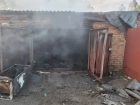 Чуть не погиб человек: взорвавшийся баллон разнес гараж изнутри ночью в Волгодонске 