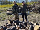 Семьям мобилизованных в Цимлянском районе помогли с заготовкой дров