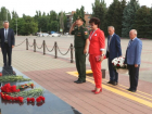 В День памяти и скорби в Волгодонске возложили цветы к 11 обелискам и мемориалам воинской славы