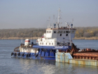 Через судоходный канал в Волгодонске прошло меньше судов, но с большей загрузкой