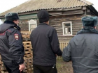 Семейную пару пенсионеров зарезали в собственном в доме