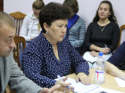 Из-за часто меняющихся решений депутатов подрядчики поздно приступили к работам по обустройству территорий,- Елена Нигай