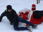 Хулиганы попытались избить Деда Мороза в Волгодонске