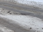 Благоустройство улицы Ростовское шоссе откладывается из-за весеннего снегопада в Волгодонске 