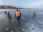 Тысячи волгодонцев рискуют жизнью, выходя на лед