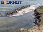 Цимлянский пляж «расплылся» от повышения уровня воды в водохранилище