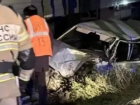 Момент столкновения пассажирского поезда и автомобиля 21-летнего гонщика в Цимлянске попал на видео
