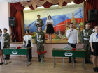 «Парты героев» в память о погибших в зоне СВО открыли в школе №11 Волгодонска 