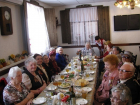 Ветеранов войны и тружеников тыла в Волгодонске пригласили на торжественный обед