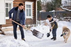 Как чистить снег правильно: руководство по выживанию и эффективной уборке территории