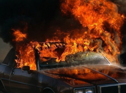 17 машин сгорели на штрафстоянке в Волгодонске