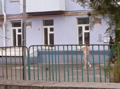 Полностью обнаженная женщина устроила пробежку в центре Волгодонска Ростовской области