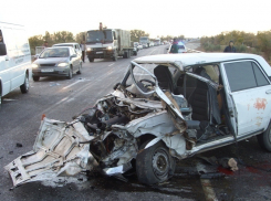 Появились шокирующие фото ДТП на автодороге Волгодонск-Цимлянск