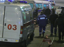 В ДТП на трассе Ростов-Волгодонск погиб молодой мужчина - пассажиры 18 и 23 лет доставлены в больницу