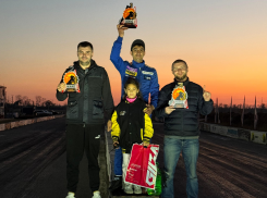 Волгодонская «шестерка» вновь оставила всех позади: Сурен Азизян стал трехкратным чемпионом по дрэг-рейсингу в Ростовской области