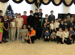 Сладкие подарки и массу впечатлений подарили воспитанникам волгодонской специальной школы-интерната «Восхождение»