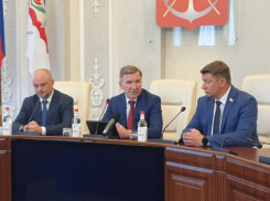 «И семью в Волгодонск перевезите»: Игорь Гуськов пожелал удачи Дмитрию Вельможко и представил его городу