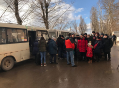 Около 100 беженцев из ДНР и ЛНР прибыли в Волгодонск