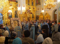 Волгодонск встретил святыню: образ чудотворной Донской иконы прибыл в Кафедральный собор