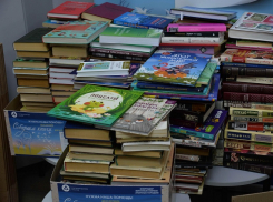 Волгодонцы собрали книги для библиотек Энергодара 