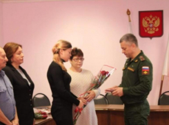 Ордена Мужества и медаль «За отвагу»: посмертные награды героев СВО переданы семьям бойцов