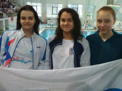 Россыпь наград завоевали волгодонские пловцы на чемпионате и первенстве ЮФО по плаванию