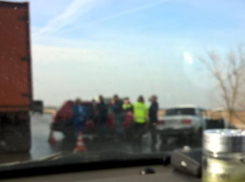 Четыре человека пострадали в ДТП на автодороге Ольгинская-Волгодонск