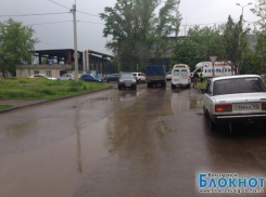 В столкновении «Нивы» и микроавтобуса Донэнерго пострадали оба водителя