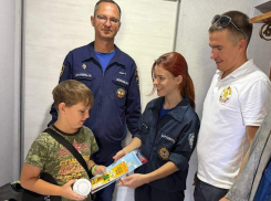 Простое, но эффективное устройство: волгодонские семьи защищены от пожара благодаря автономным извещателям