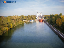 Движение по судоходному каналу в Волгодонске остановят на 5 часов