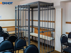 Суд решит судьбу жителя Саркела, едва не убившего своего знакомого газовым ключом