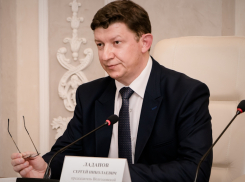 Сергей Ладанов предложил учредить в Волгодонске почетный знак «Семейная доблесть»