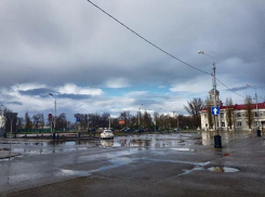 Ливневый дождь и сильный ветер ожидаются в Волгодонске в первый рабочий день