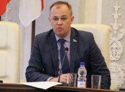 Скандально известному Игорю Батлукову третий раз пророчат должность главы администрации Волгодонска