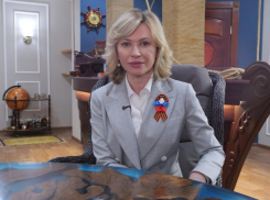 «Я же росла ребенком в 90-е»: как воспитывалась Екатерина Стенякина и где ее место силы